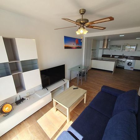 3E, 56M2, 1 Dormitorio, 4 Huespedes, Wifi Gratis La Linea de la Concepcion Luaran gambar