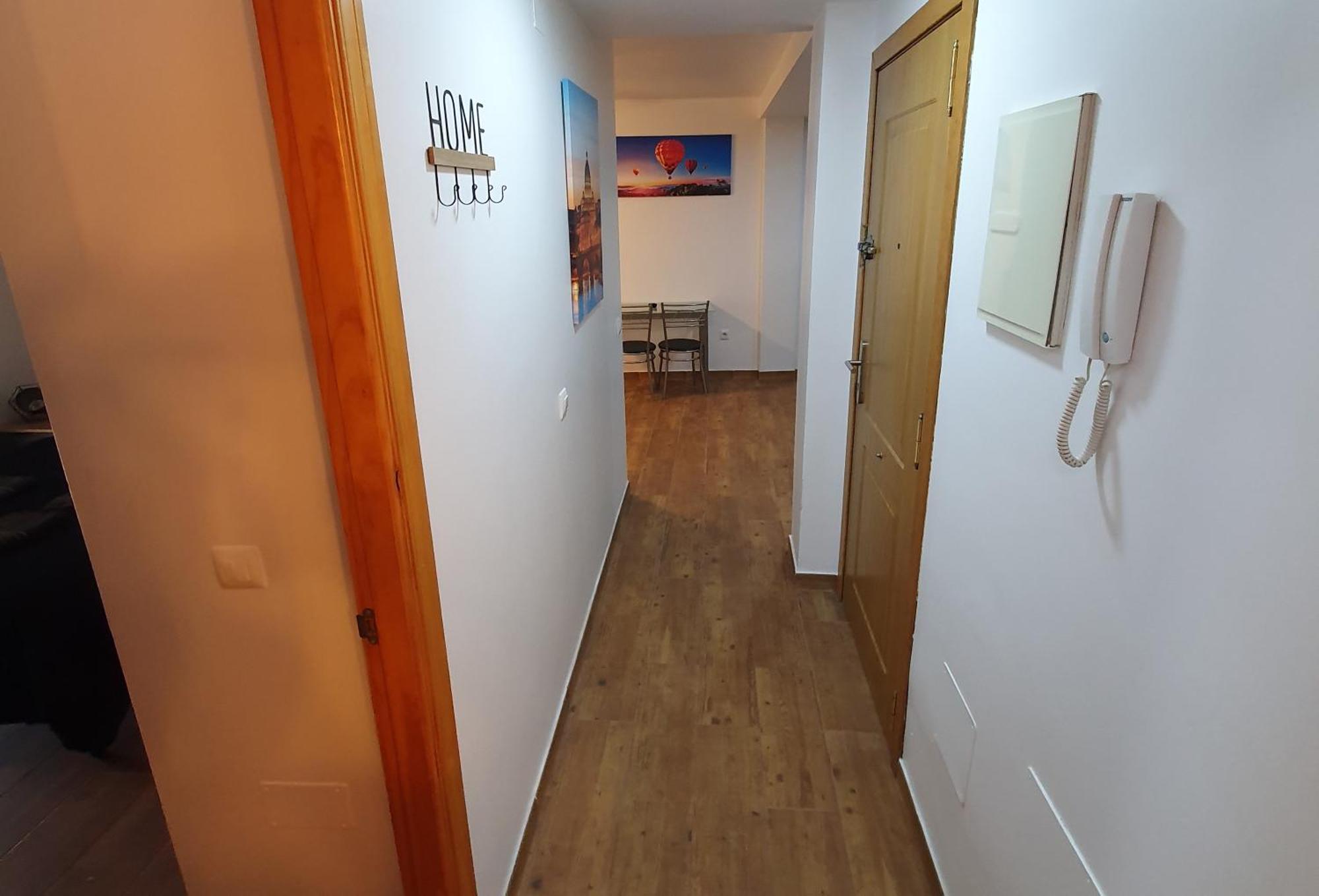 3E, 56M2, 1 Dormitorio, 4 Huespedes, Wifi Gratis La Linea de la Concepcion Luaran gambar