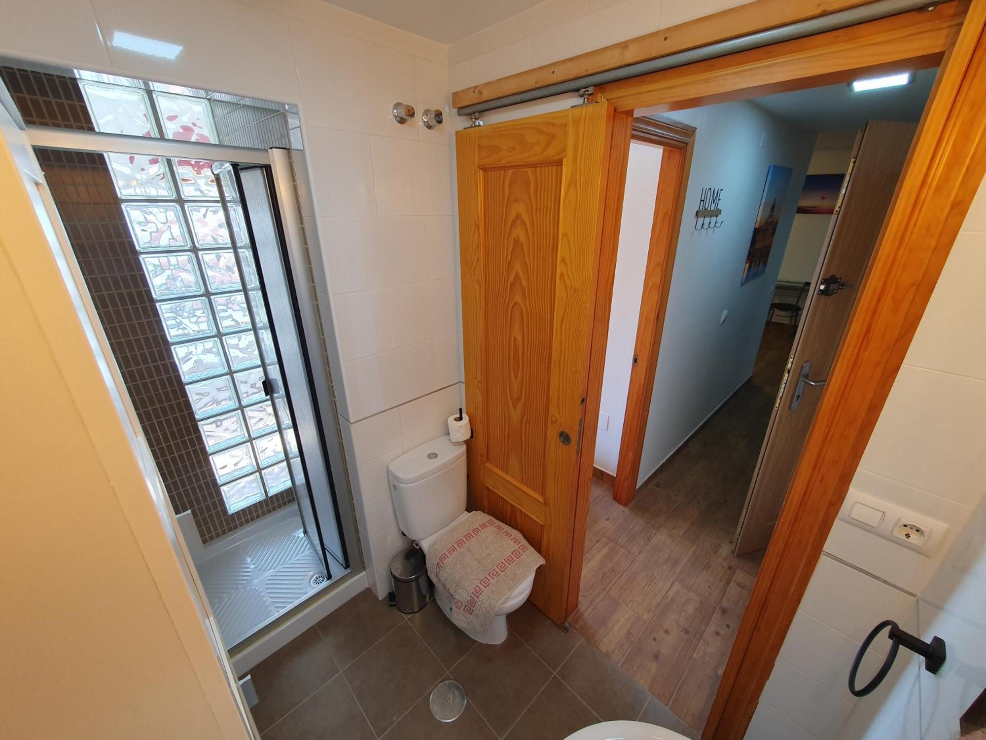 3E, 56M2, 1 Dormitorio, 4 Huespedes, Wifi Gratis La Linea de la Concepcion Luaran gambar